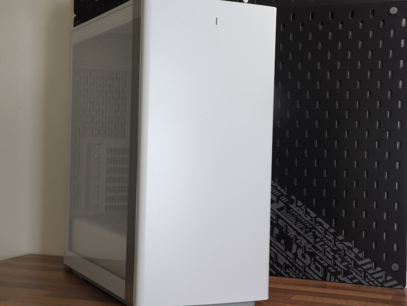 fractal-design-define-one-front.jpg.JPG